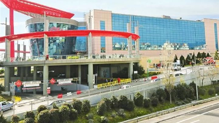 Δύο φωτιές τώρα στο Μαρούσι